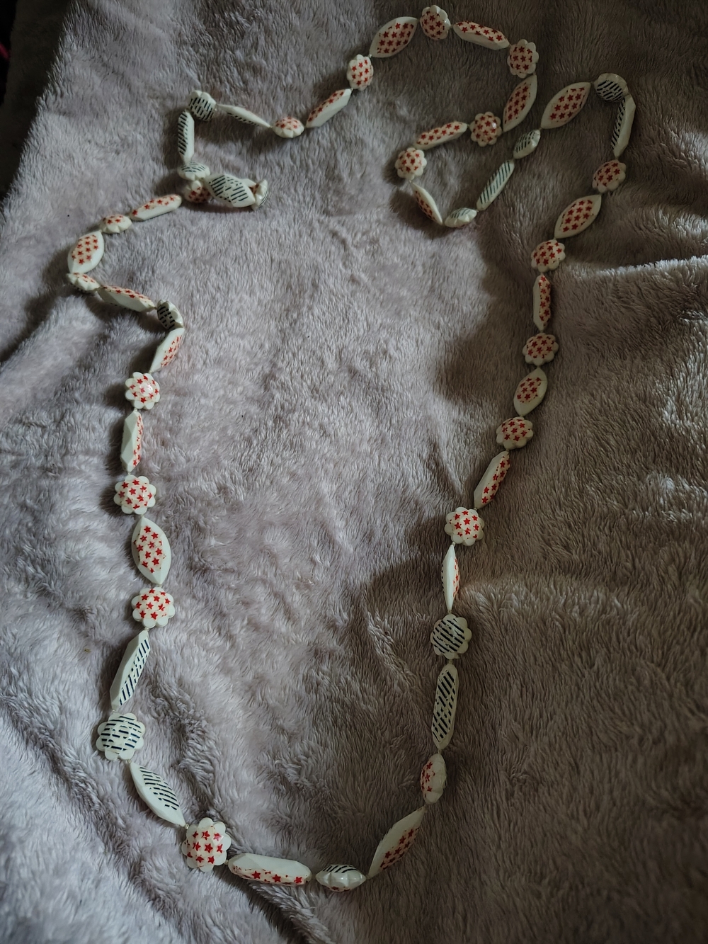 📿Vintage Hand Carved Bone Bead Necklace 25” Star & Etched Details Boho📿